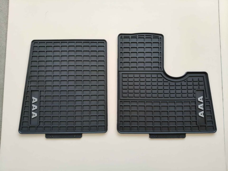 Kenworth T909/T659 floor mats