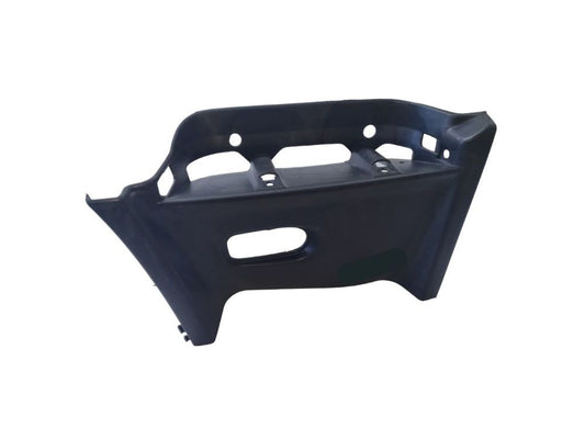 Nissan-UD Quon Step Panel R/H – Upper – With Hole – CK/CW/PD/PW/GK/GW